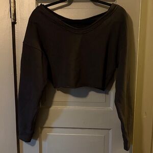 ALO Black Cropped Sweatshirt